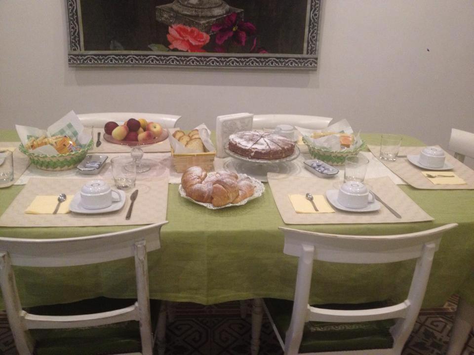 Al Decoro Bed and Breakfast Palermo Exteriör bild